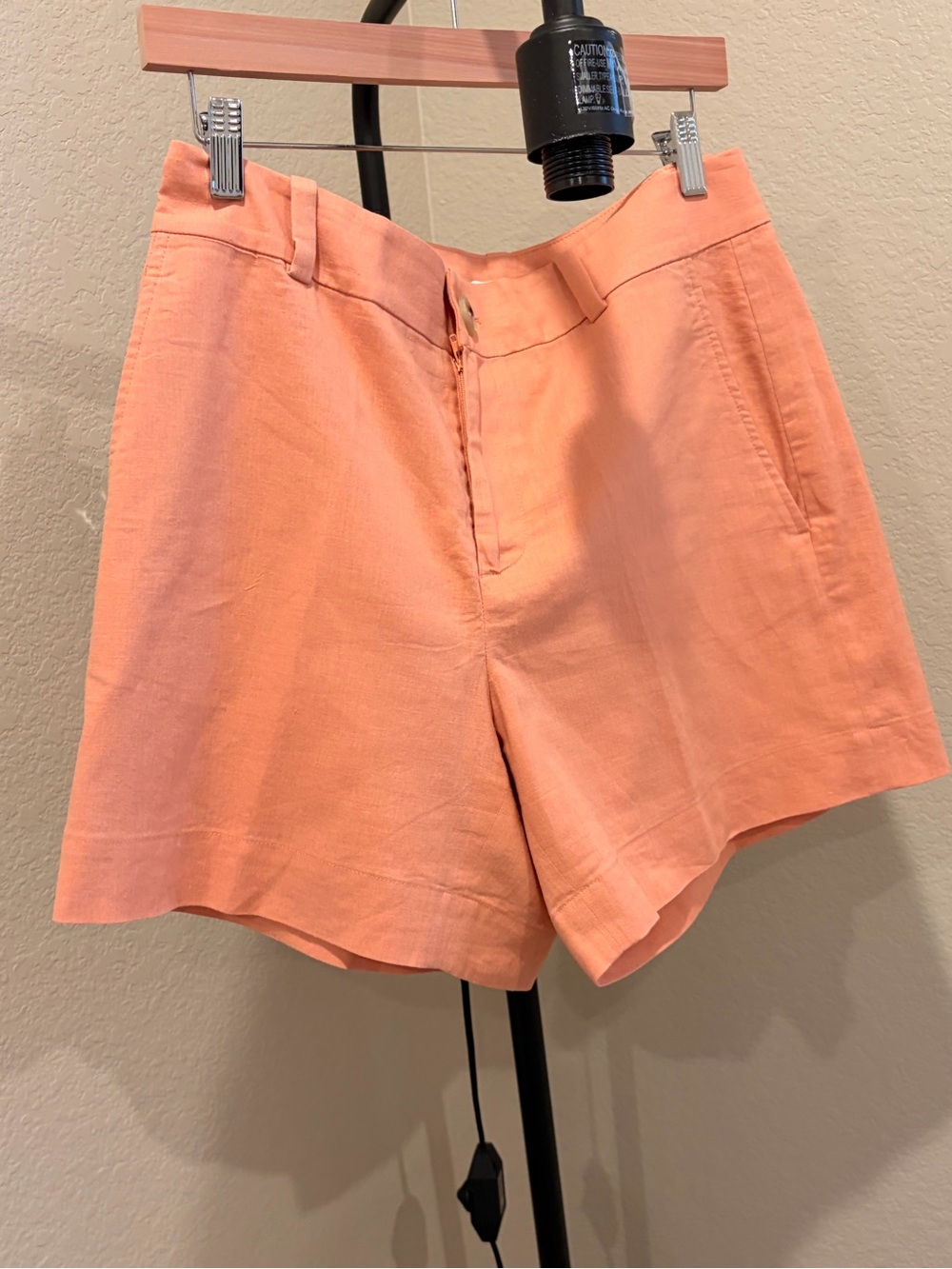 Vince Coral High-Waist Linen-Blend Shorts